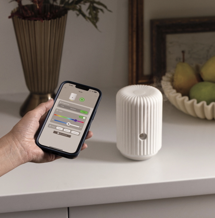 Watch the Scentsy Solo smart diffuser demo video
